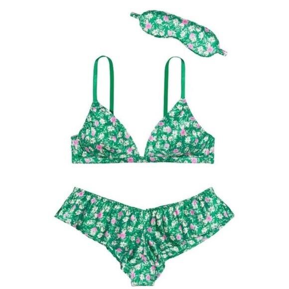 Victoria secret Very Sexy 4-Piece Silk Gift Set - Picture 4 of 6